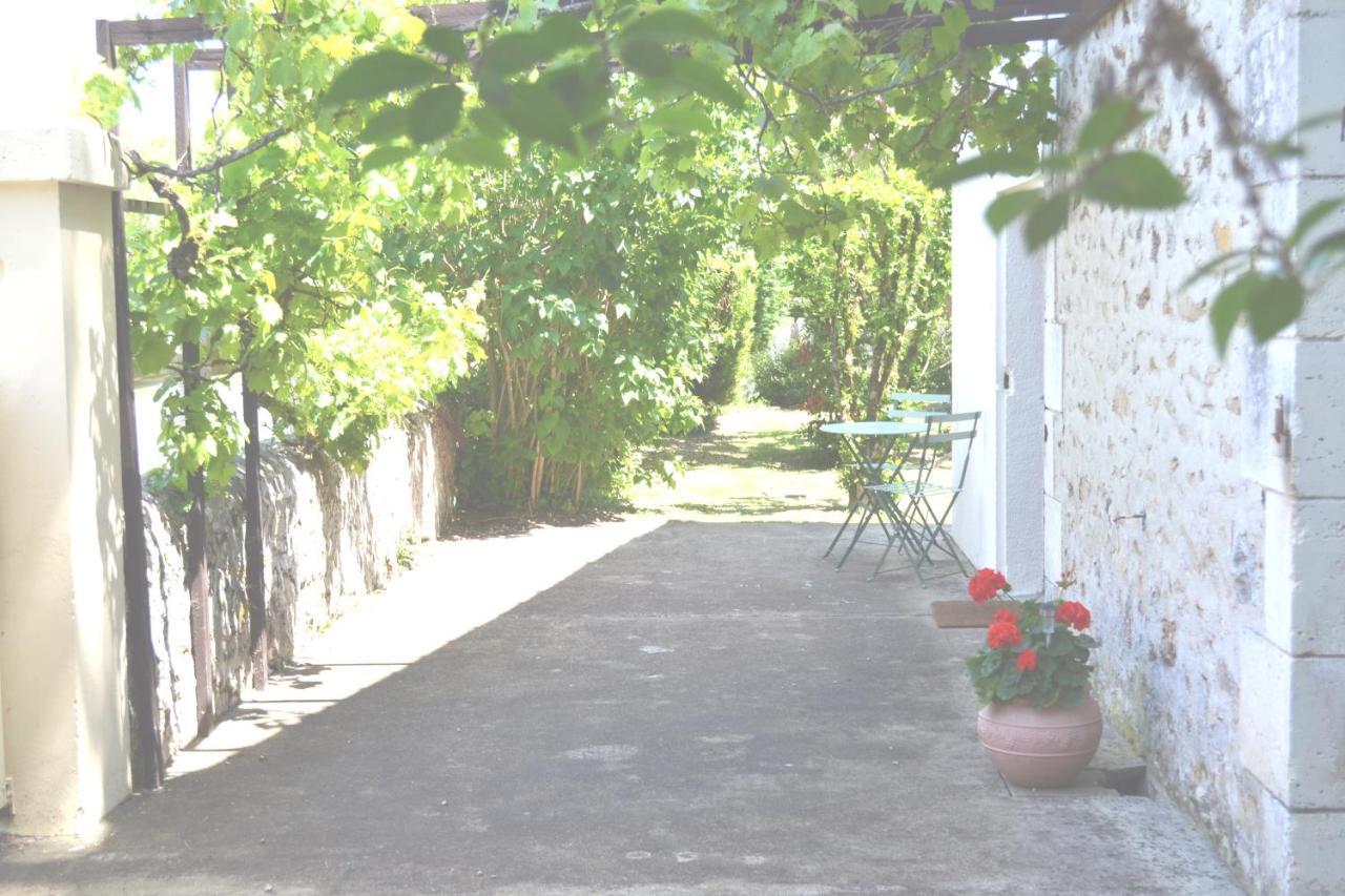 Les Bruyeres Apartment Montbron