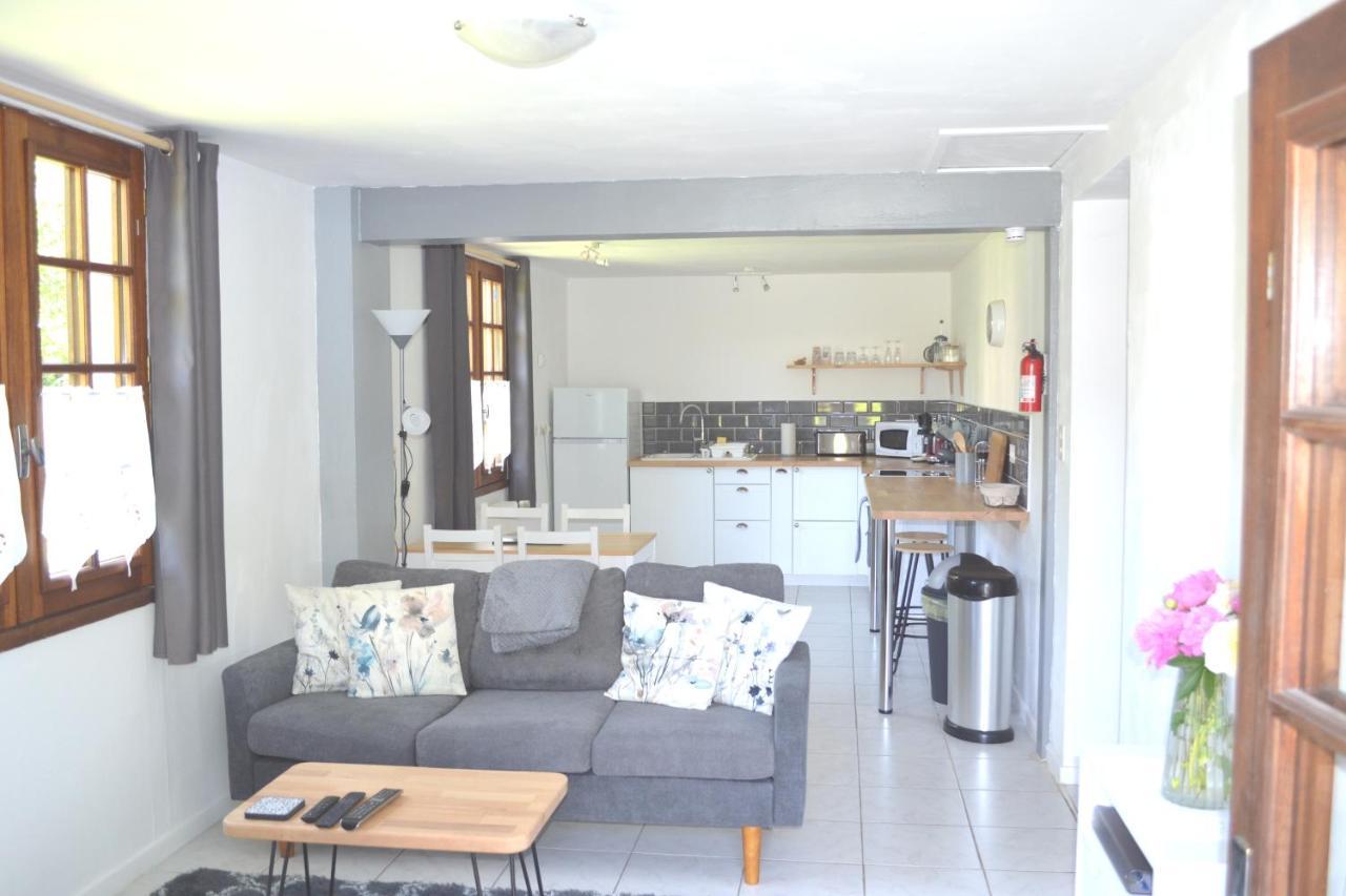 Les Bruyeres Apartment